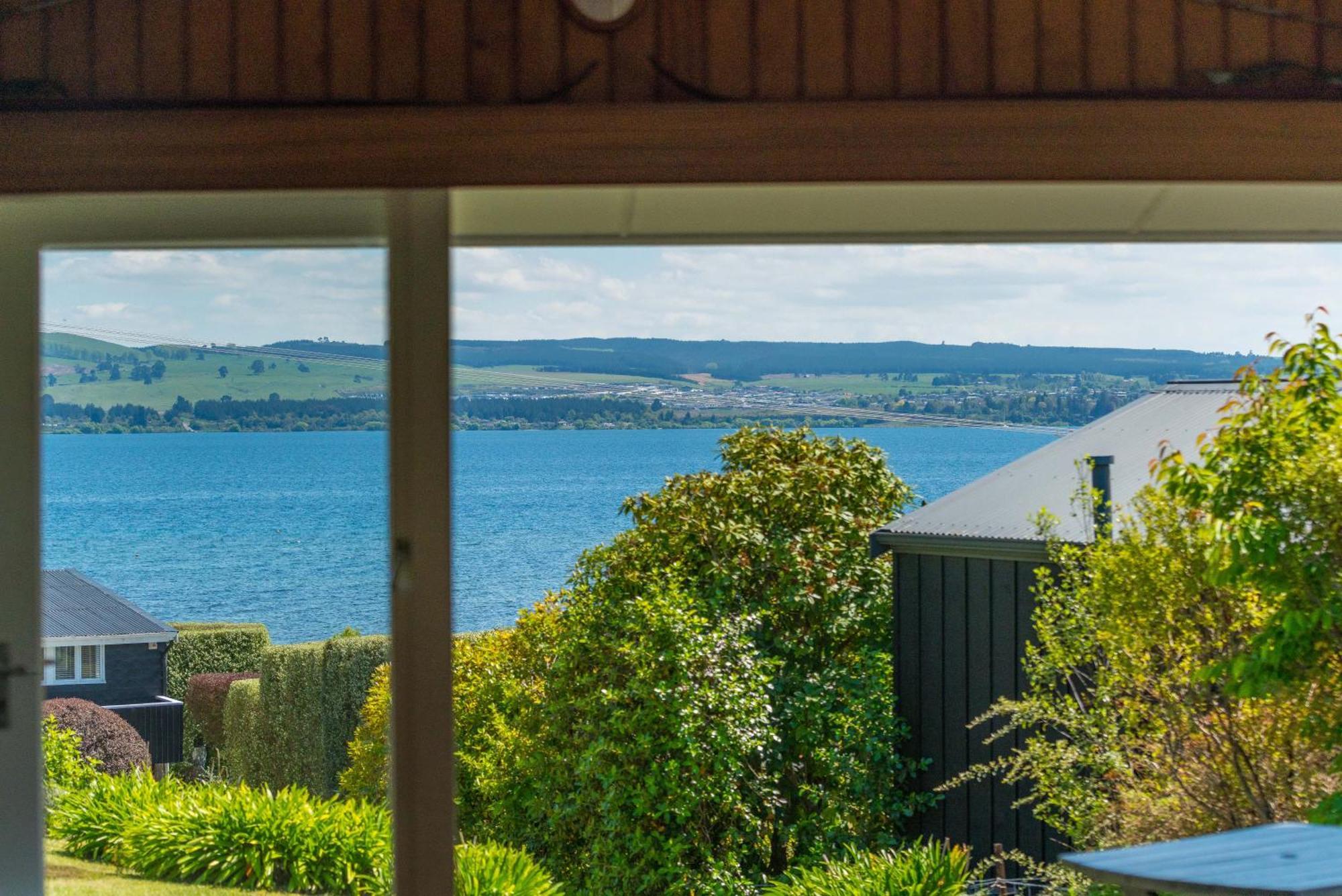 אגם טאופו Lakeview Cottage - Rainbow Point Holiday Home מראה חיצוני תמונה